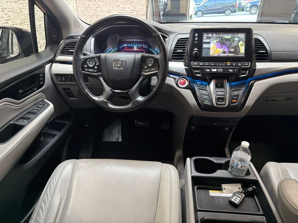 Used 2019 Honda Odyssey Elite image 16