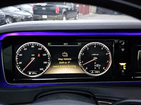 Used 2014 Mercedes-Benz S 550 Sedan image 37