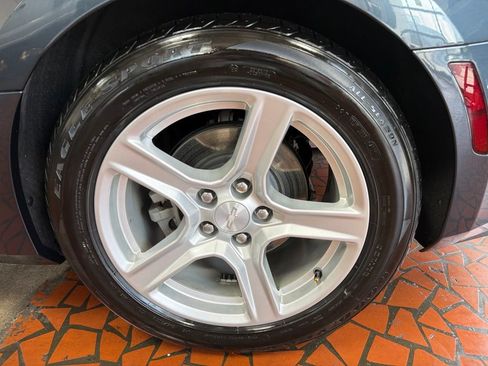 Used 2021 Chevrolet Camaro LT RWD image 17