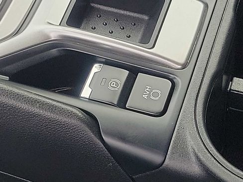 Used 2021 Subaru Forester image 27