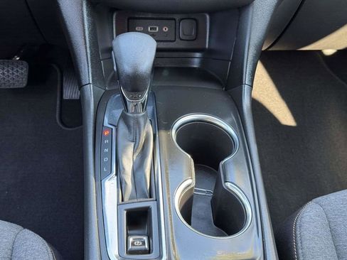 Used 2023 Chevrolet Equinox LT FWD image 8