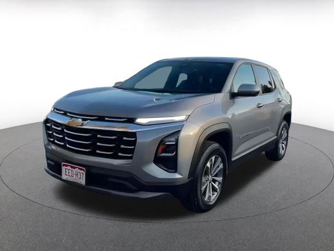 Used 2025 Chevrolet Equinox LT image 7