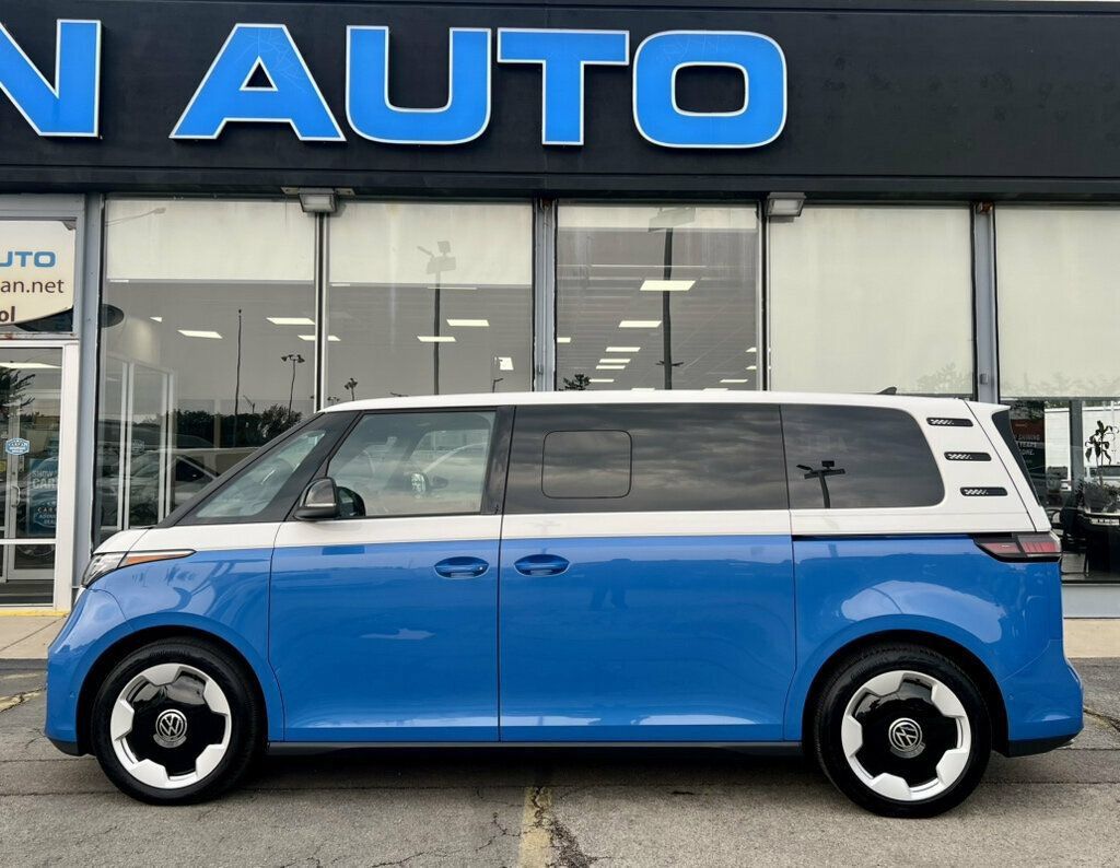 Used 2025 Volkswagen ID. Buzz Pro S RWD image 43
