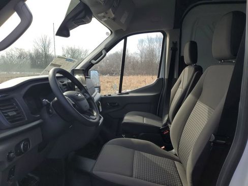 New 2026 Ford Transit 250 148 Medium Roof Extended AWD image 8