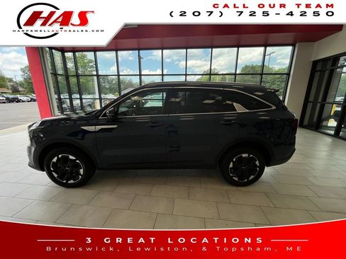 Used 2024 Kia Sorento S w/ Panoramic Sunroof Package AWD/4WD image 2