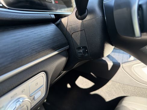 Used 2026 Mercedes-Benz GLE 350 4MATIC image 17