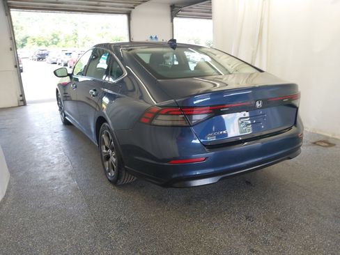 Used 2023 Honda Accord EX image 2