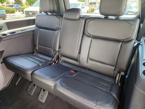New 2026 Ford Expedition Max Platinum w/ Stealth Performance Package AWD/4WD image 16