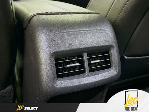 Used 2020 GMC Terrain SLT w/ Preferred Package AWD/4WD image 25