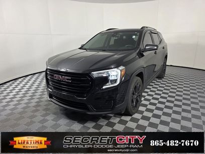 Used 2022 GMC Terrain SLE w/ Driver Convenience Package