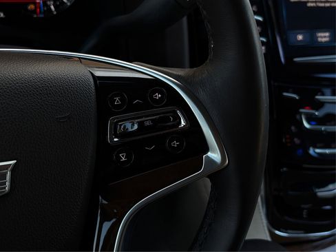 Used 2017 Cadillac Escalade ESV 2WD image 29