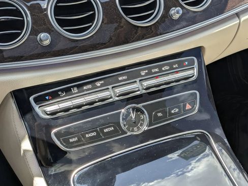 Used 2017 Mercedes-Benz E 300 image 16