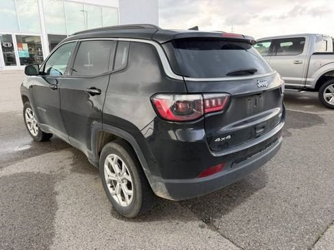 Used 2024 Jeep Compass Latitude AWD/4WD image 8