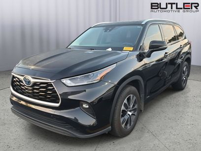 Certified 2021 Toyota Highlander XLE