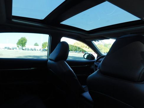 Used 2019 Toyota Camry XSE w/ Driver Assist Package FWD image 3