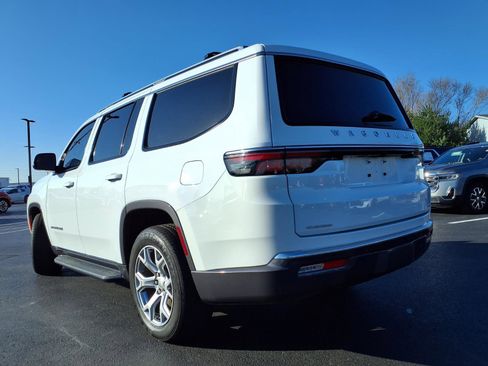 Used 2022 Jeep Wagoneer Series II image 32