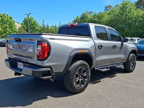 Used 2024 GMC Canyon Elevation w/ Elevation Premium Package AWD/4WD image 6