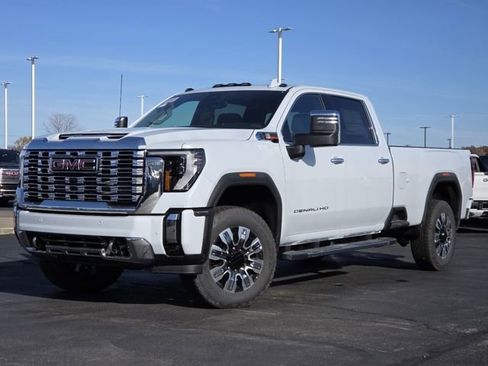 New 2026 GMC Sierra 2500 Denali w/ Denali Reserve Package image 2