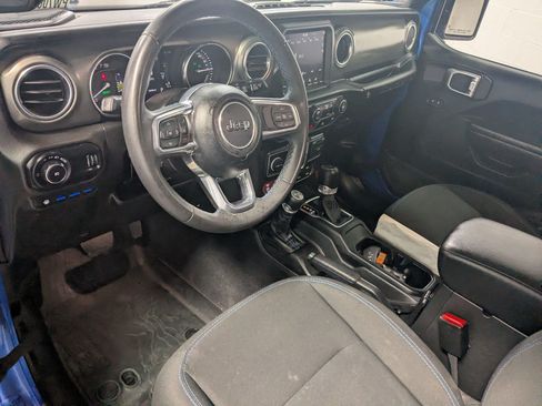 Used 2023 Jeep Wrangler Unlimited Rubicon 4xe AWD/4WD image 12