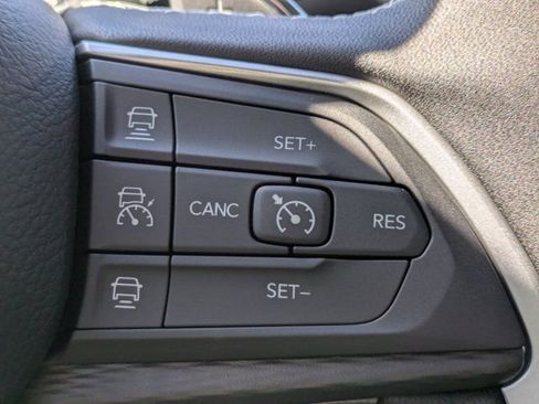 New 2025 Jeep Grand Cherokee Altitude RWD image 17