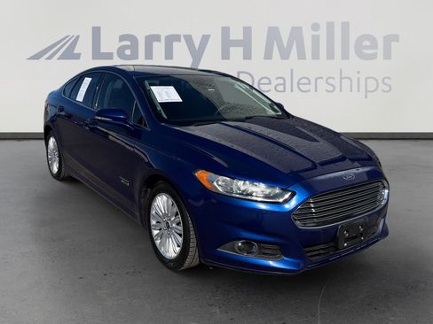 Used 2015 Ford Fusion Energi SE w/ Driver Assist Package image 7