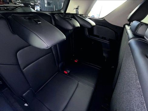 New 2026 Nissan Pathfinder Platinum w/ Cargo Package image 44