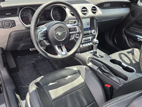 Used 2020 Ford Mustang Premium RWD image 17