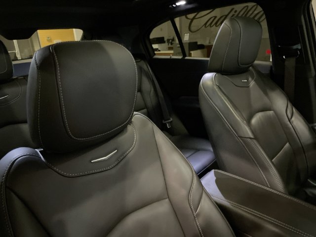 Certified 2025 Cadillac XT4 Premium Luxury w/ Cold Weather Package FWD image 21