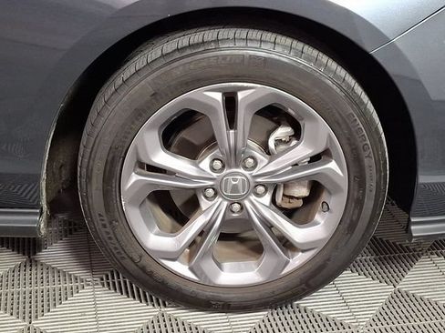 Used 2024 Honda Accord EX image 11