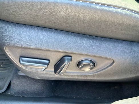 Used 2025 Toyota Grand Highlander AWD Hybrid image 13