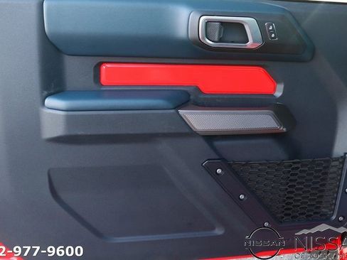 Used 2023 Ford Bronco Outer Banks image 11