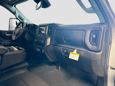 New 2026 Chevrolet Silverado 2500 Custom w/ Custom Value Package AWD/4WD image 28
