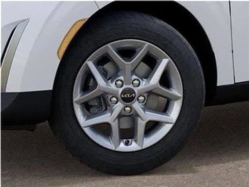 New 2025 Kia Soul S image 36