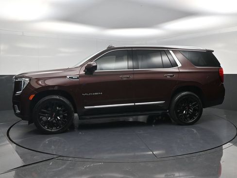Used 2023 GMC Yukon SLT w/ Max Trailering Package RWD image 3