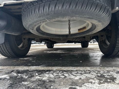 Used 2014 Toyota Land Cruiser Base image 32