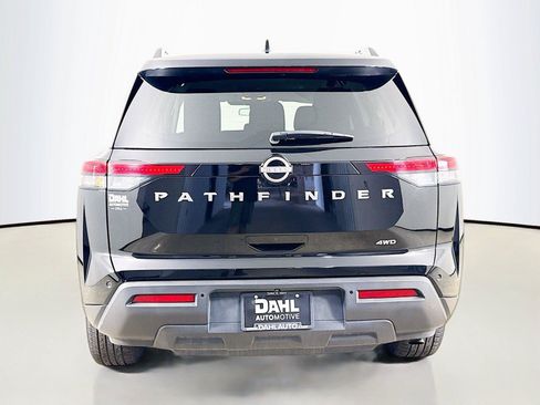 Used 2025 Nissan Pathfinder SV AWD/4WD image 12