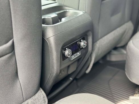 New 2026 Chevrolet Traverse LT w/ Midnight/Sport Edition FWD image 9