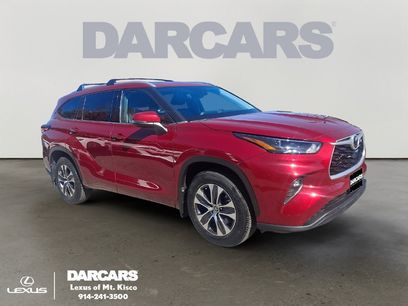Used 2022 Toyota Highlander XLE