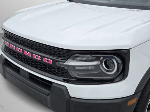 Used 2025 Ford Bronco Sport Outer Banks w/ Outer Banks Tech Package+ AWD/4WD image 30