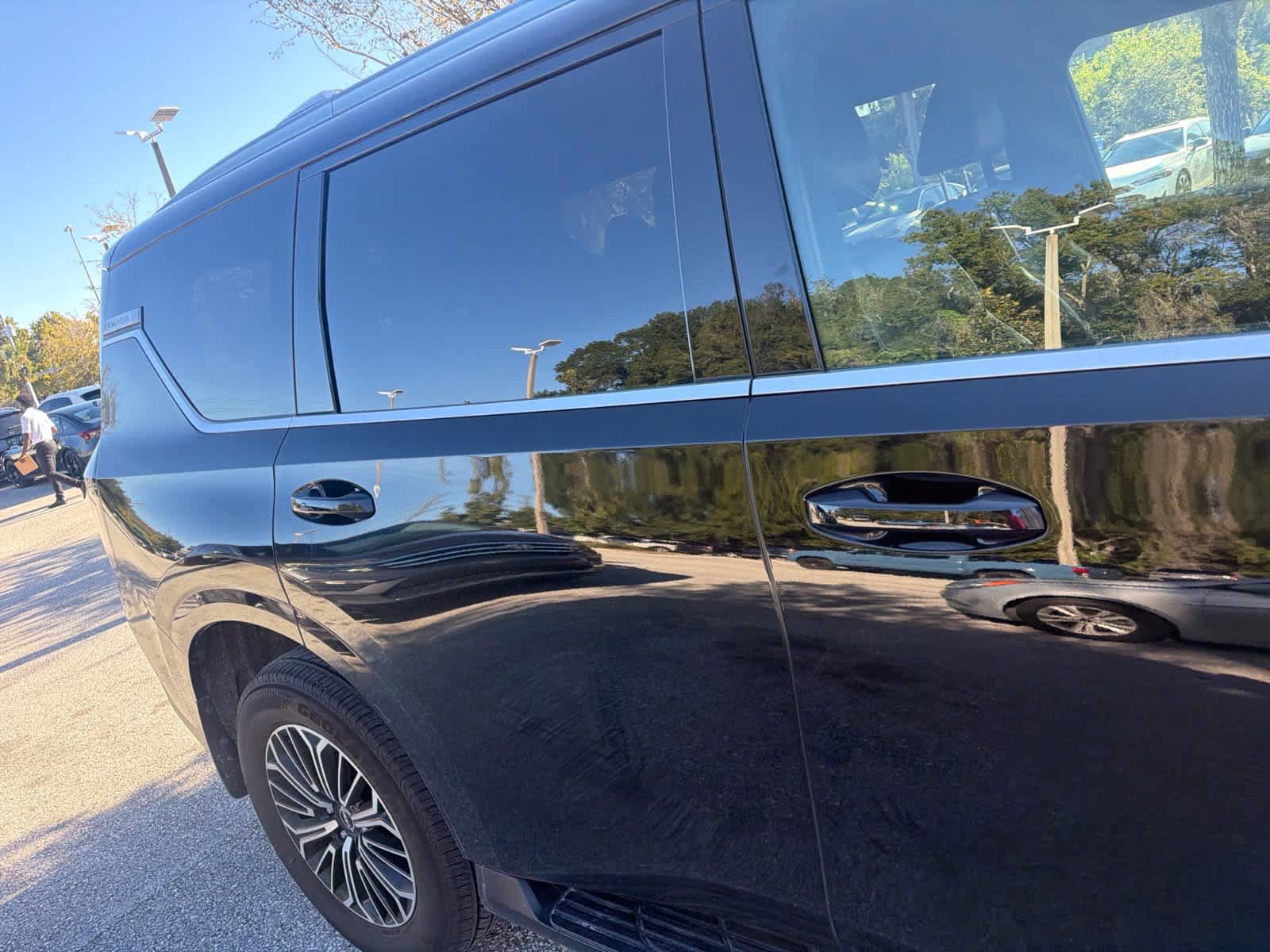Used 2025 Nissan Armada SL w/ Captain's Chari Seat Package AWD/4WD image 26
