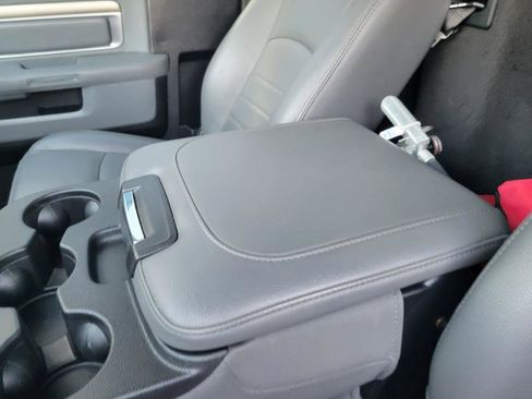 Used 2017 RAM 5500 Tradesman w/ Power & Remote Entry Group image 31