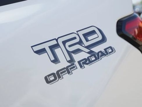 Used 2024 Toyota Tacoma TRD Off-Road AWD/4WD image 12