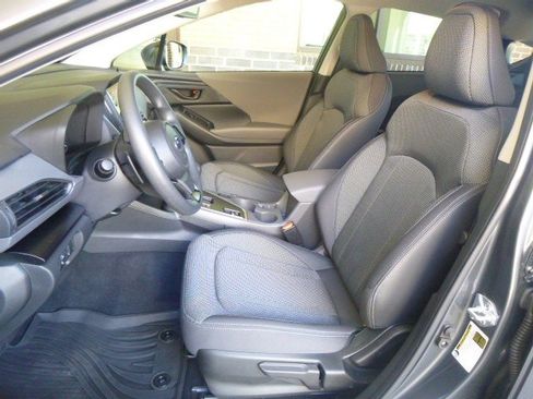 Used 2024 Subaru Crosstrek 2.0i Premium image 6