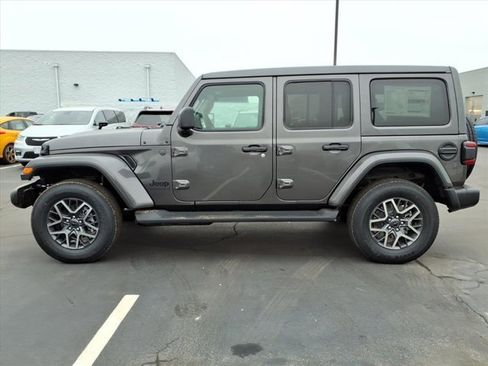 New 2026 Jeep Wrangler Sahara image 3