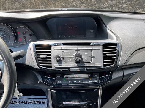Used 2017 Honda Accord Sport image 6