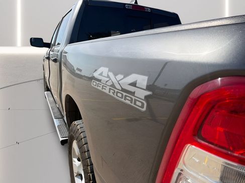 Used 2022 RAM 1500 Big Horn AWD/4WD image 36