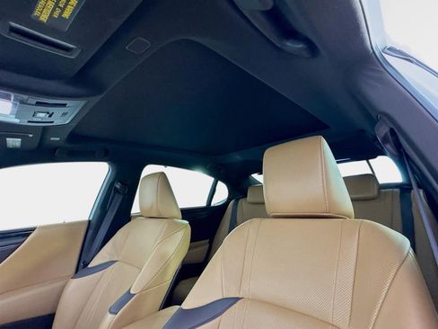 Used 2019 Lexus ES 350 Ultra Luxury image 15