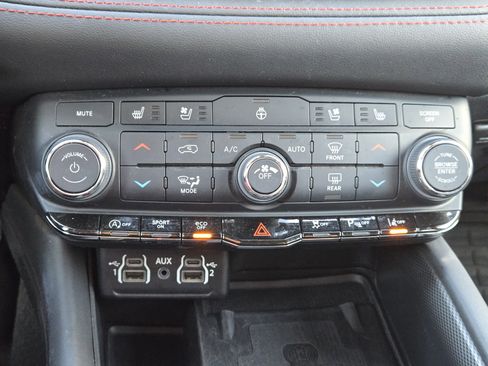 Used 2023 Dodge Durango GT image 22