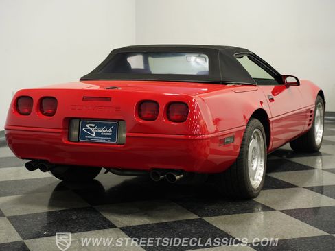 Used 1991 Chevrolet Corvette Convertible image 11