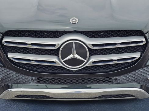 Used 2021 Mercedes-Benz GLE 350 w/ Premium Package image 3